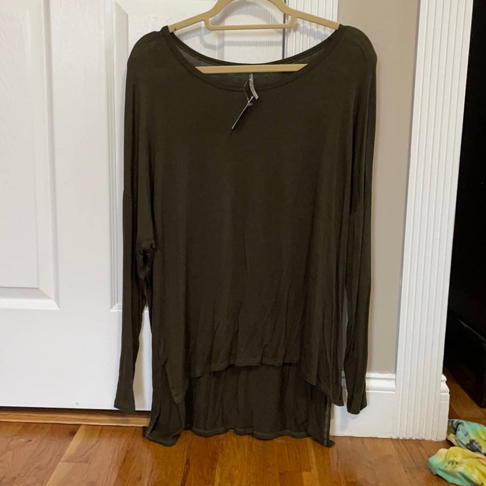 High low olive long sleeve t shirt size large